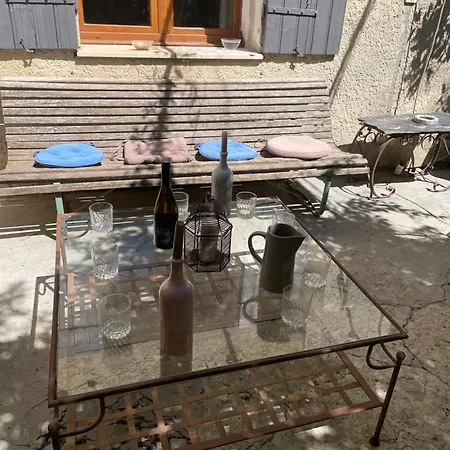 Villa L Oasis Avec Piscine Les Angles (Gard)